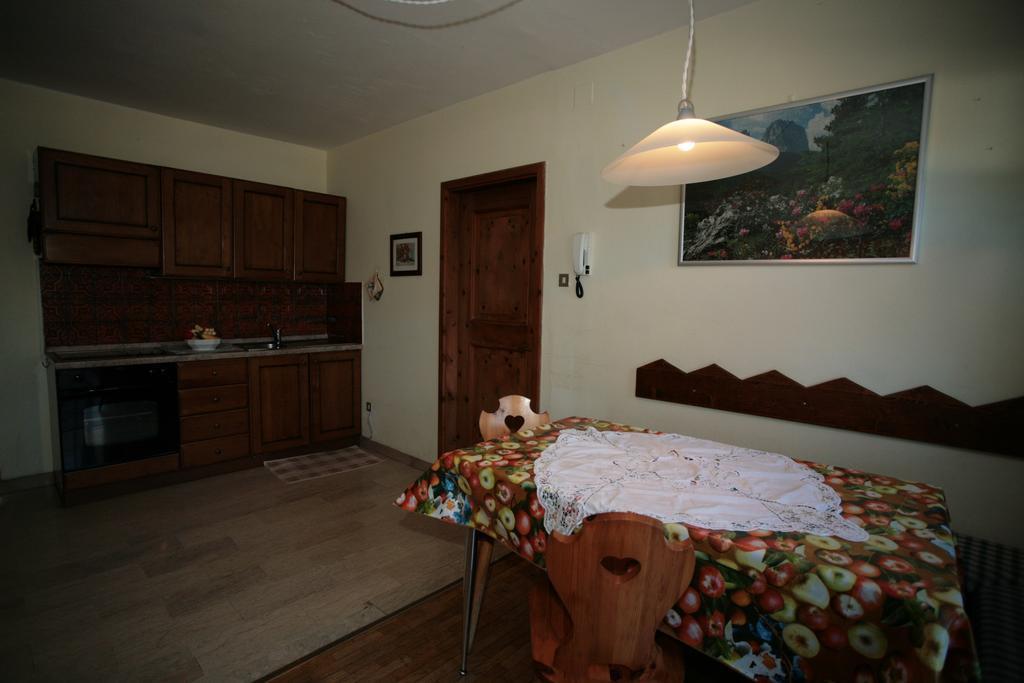Villetta Panorama Apartment Canazei Bilik gambar