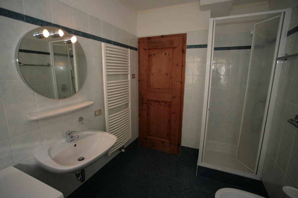 Villetta Panorama Apartment Canazei Bilik gambar